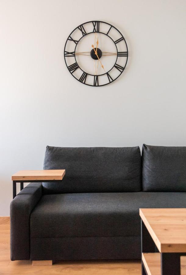 Wola Skwer Happy Apartment Warsaw Exterior photo